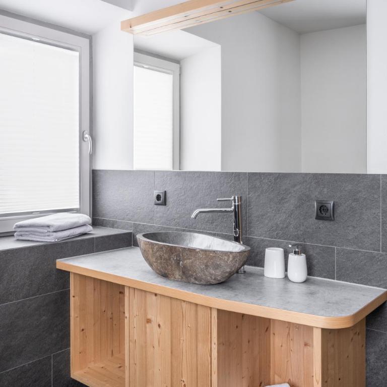 Haus Regina - One-Bedroom Apartment - 4