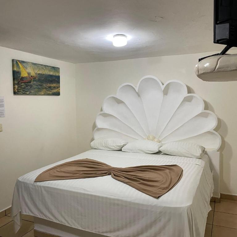 Hotel Vistamar - Standard King Room - 2