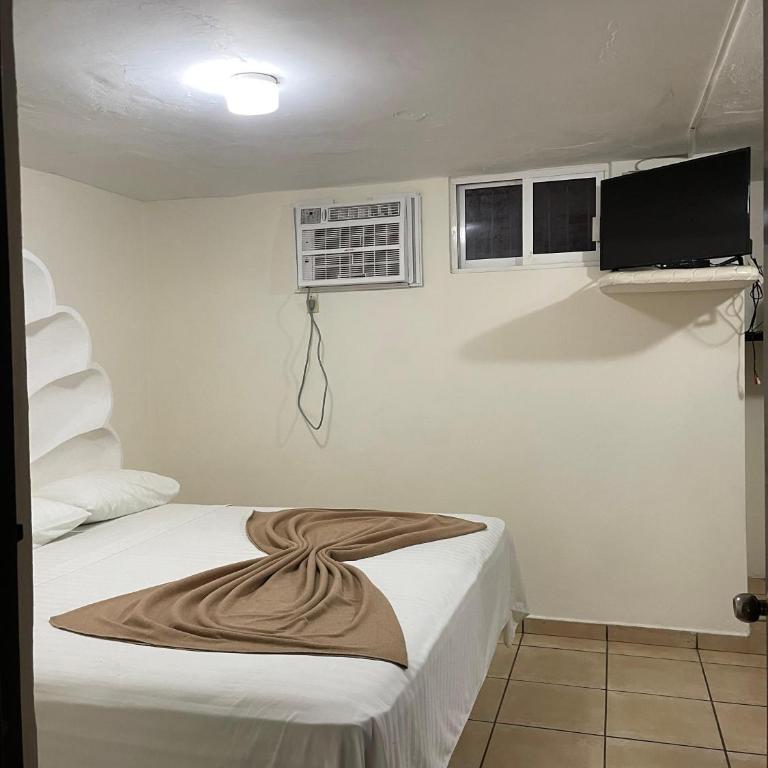 Hotel Vistamar - Standard King Room - 1