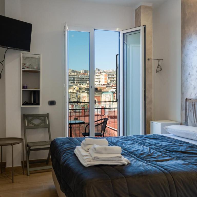 NA bella vista Rooftop-B&B - King Room with Balcony - 13