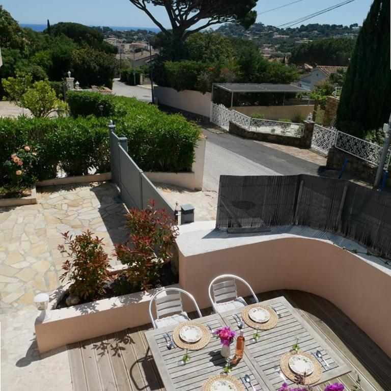 Bel appartement 3 pièces en villa climatisé 800m plage WIFI - Maison 2 Chambres - 5