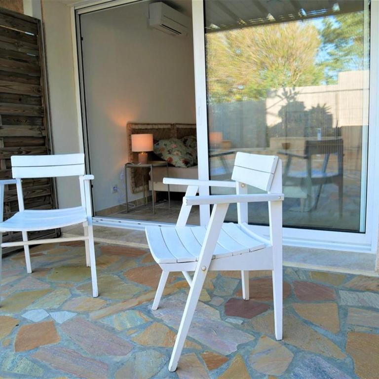Bel appartement 3 pièces en villa climatisé 800m plage WIFI - Maison 2 Chambres - 18