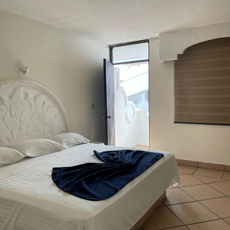 Hotel Vistamar - Standard Double Suite - 3