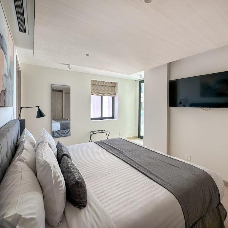 Modern 2BR Gem oIconic Sandy Beach - Apartamento - 28