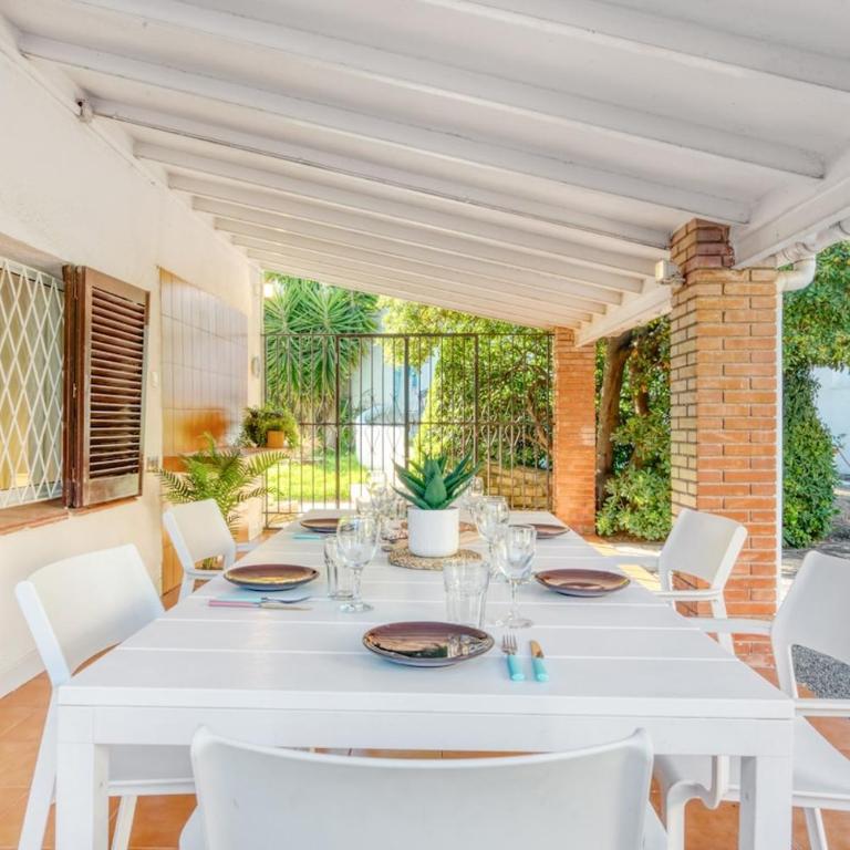 Family Villa Salou - Private Pool and BBQ - Near Beach - Villa with Private Pool - 54
