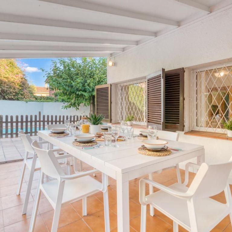 Family Villa Salou - Private Pool and BBQ - Near Beach - Villa with Private Pool - 50