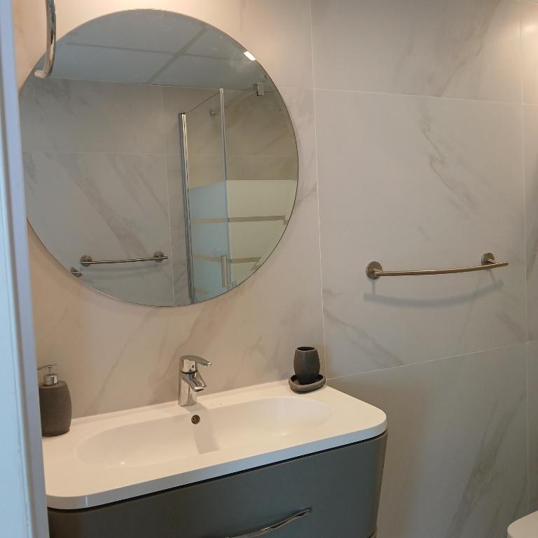 ***** ATTIC WITH IMPRESSIVE VIEWS AND JACUZZI - Apartamento de 2 dormitorios - 37