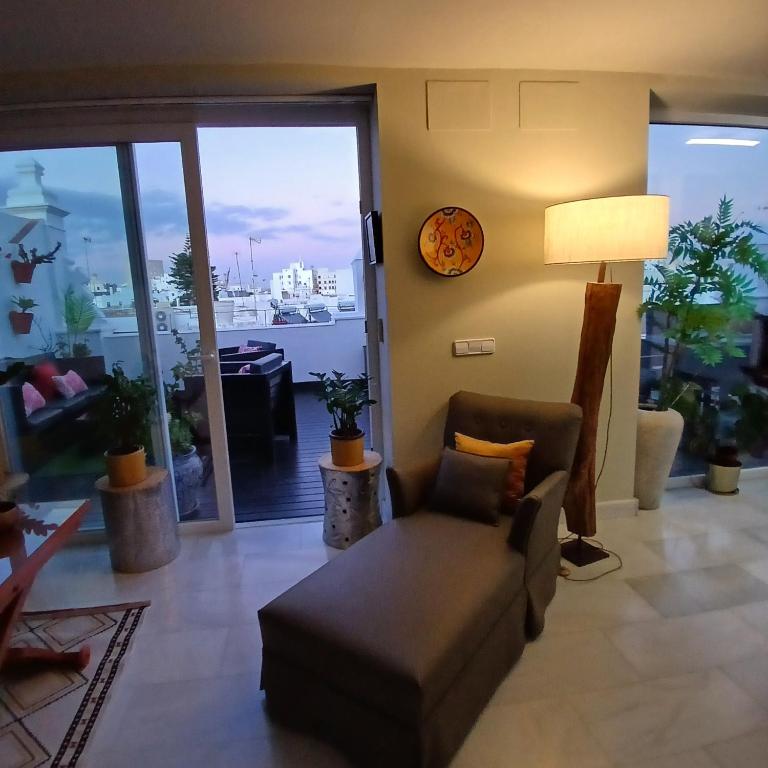 ***** ATTIC WITH IMPRESSIVE VIEWS AND JACUZZI - Apartamento de 2 dormitorios - 24