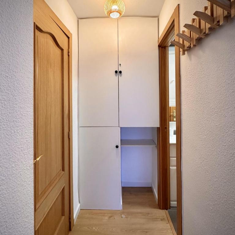 2 Bedrooms and 2 Bathrooms with Sea View at Piscis Benalmadena Arroyo - Apartamento de 2 dormitorios con balcón y vistas al mar - 9