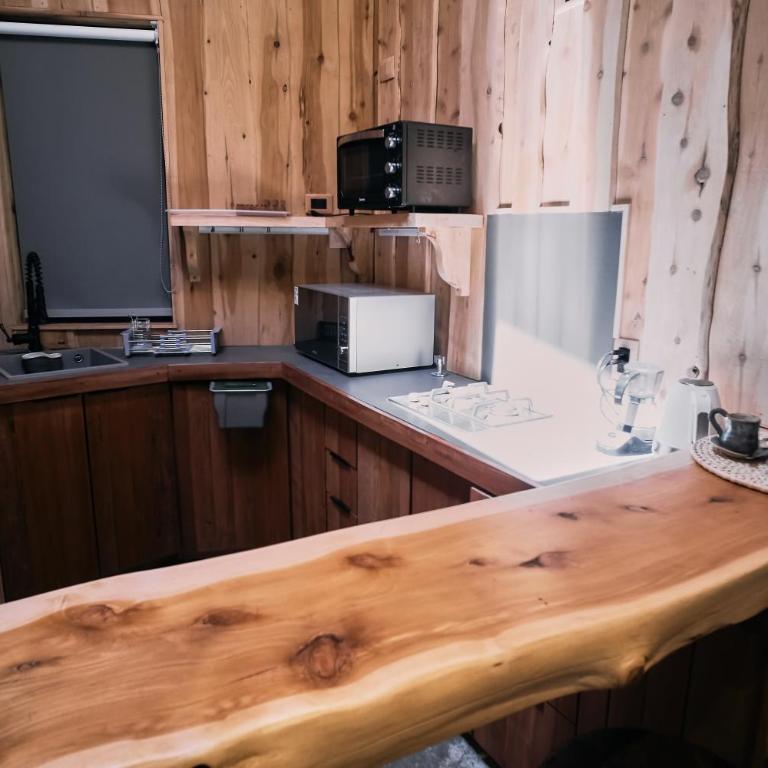 Lodge El Remanso, Patagonia Chile - Deluxe Double or Twin Room with River View - 9