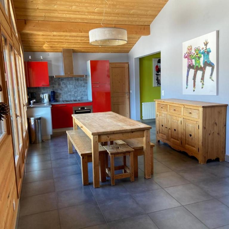 Chalet Fleur des Alpes 2 - Superior Chalet - 4