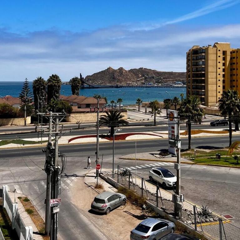 Apartamento - Three-Bedroom Apartment - 1