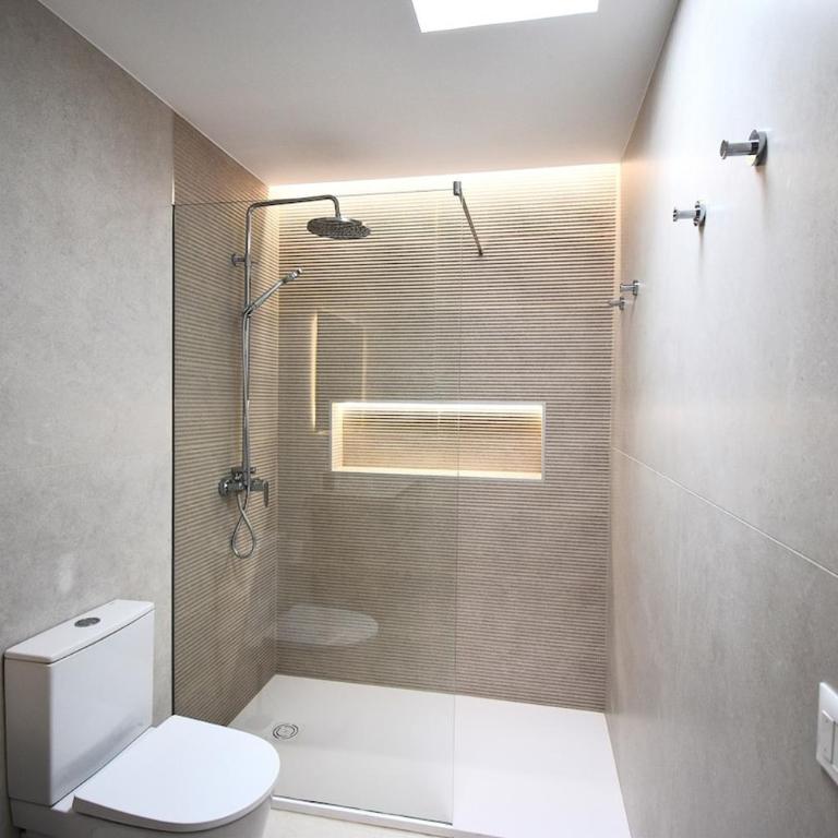 Nicole Home - Two-Bedroom Apartment - 39