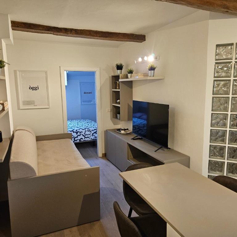 Elegant and beautiful in the heart of Modena - Appartamento con 1 Camera da Letto - 1