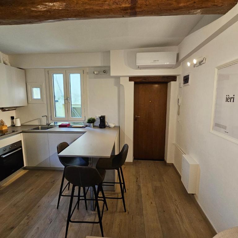Elegant and beautiful in the heart of Modena - Appartamento con 1 Camera da Letto - 7