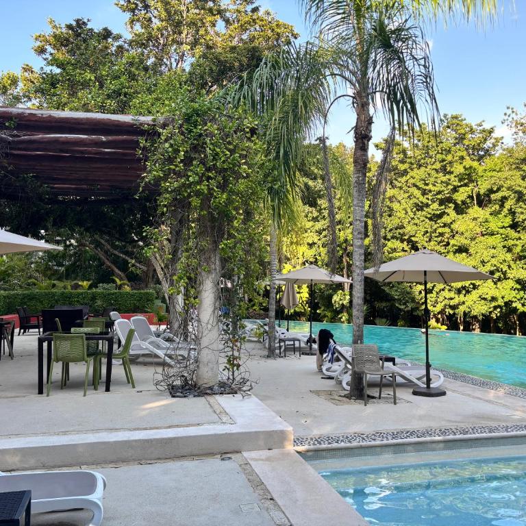 Golf & Beach Haven - Two-Bedroom Apartment - 4