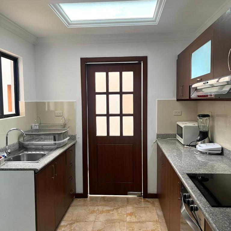 Enorme casa 8 camas excelente ubicación - Casa de 5 dormitorios - 14