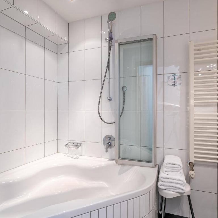 Hotel Burgwald - Superior Doppelzimmer - 6