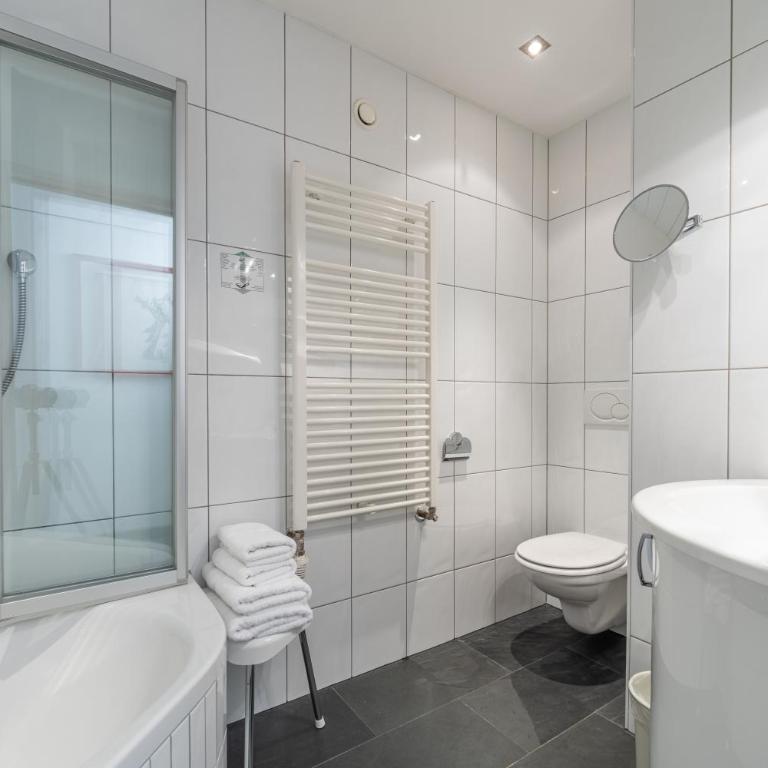 Hotel Burgwald - Familiensuite - 9