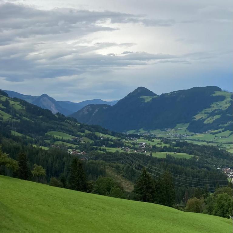 Ferienwohnung - Apartment mit 4 Schlafzimmern und einem Balkon - 40