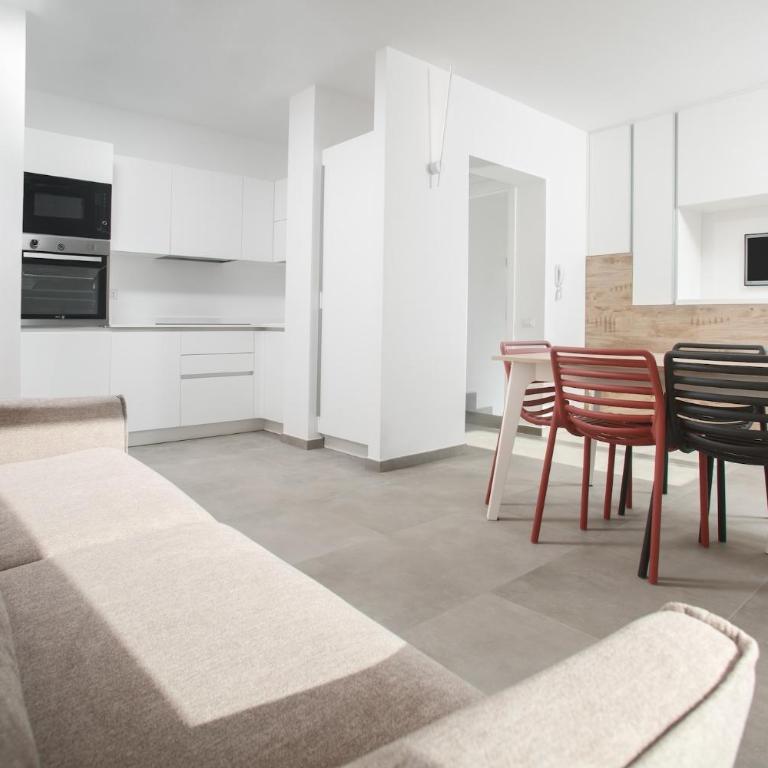 Aquarius Deluxe Apartments - Two-Bedroom Deluxe Apartment - 16