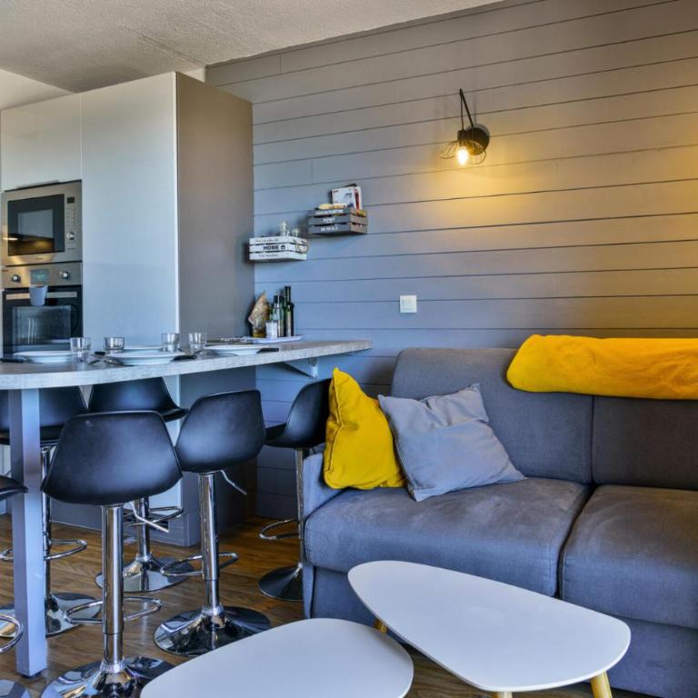 Résidence Les Hauts De Preclaux - Appartement rénové au coeur des Orres 1800 MAE-8511 - Apartment - 1