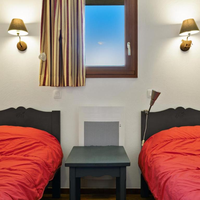 Résidence Les Hauts De Preclaux - Appartement rénové au coeur des Orres 1800 MAE-8511 - Apartment - 5