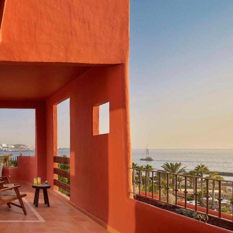 Tivoli La Caleta Resort - Suite con terraza y vistas al mar - 1