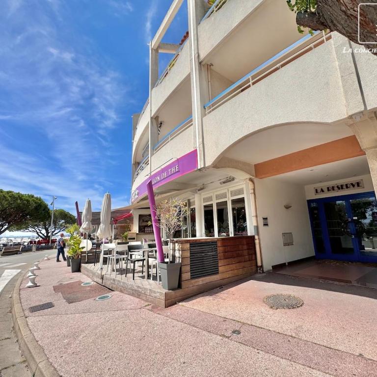 La Réserve - Port de Carqueiranne - Plage à 200m - Appartement 2 Chambres - Vue sur Mer - 19