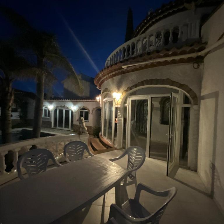 Villa Cristina, Miami Platja, Spanien - Villa con piscina privada - 21