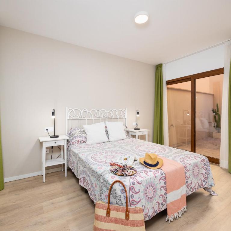 Villa Mariposas Caleta - Five-Bedroom Villa - 22