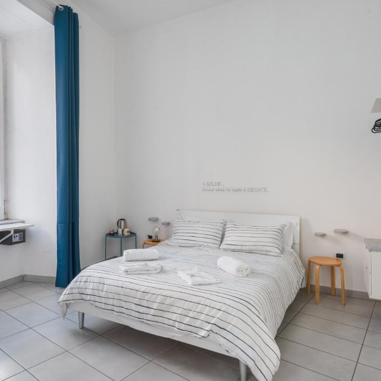 Nina Suites - Camera Matrimoniale - 9