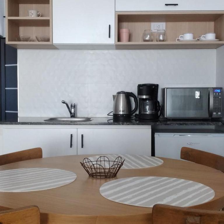 Alojamento Centrico con cochera amplia URQUIZA D1 - One-Bedroom Apartment with Balcony - 3