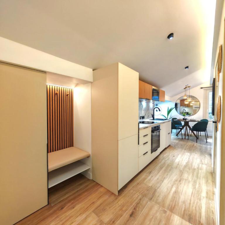 L'Escapade Bord de Mer - 3 Pieces - GOLFE JUAN - Appartement 2 Chambres de Luxe avec Vue sur le Jardin - 15