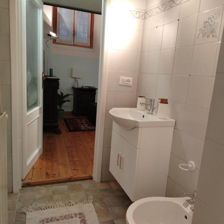 Casa di Renela - 4 posti letto - Appartamento con 1 Camera da Letto - 3