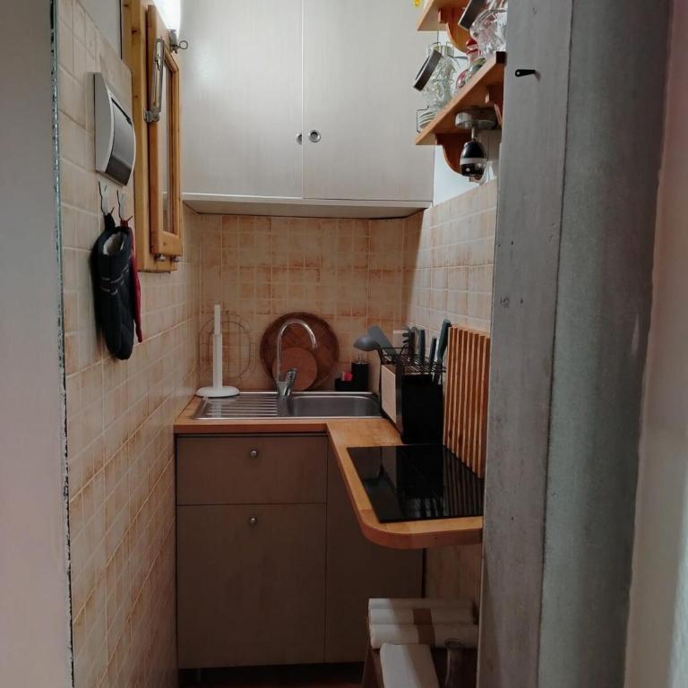 Casa di Renela - 4 posti letto - Appartamento con 1 Camera da Letto - 12