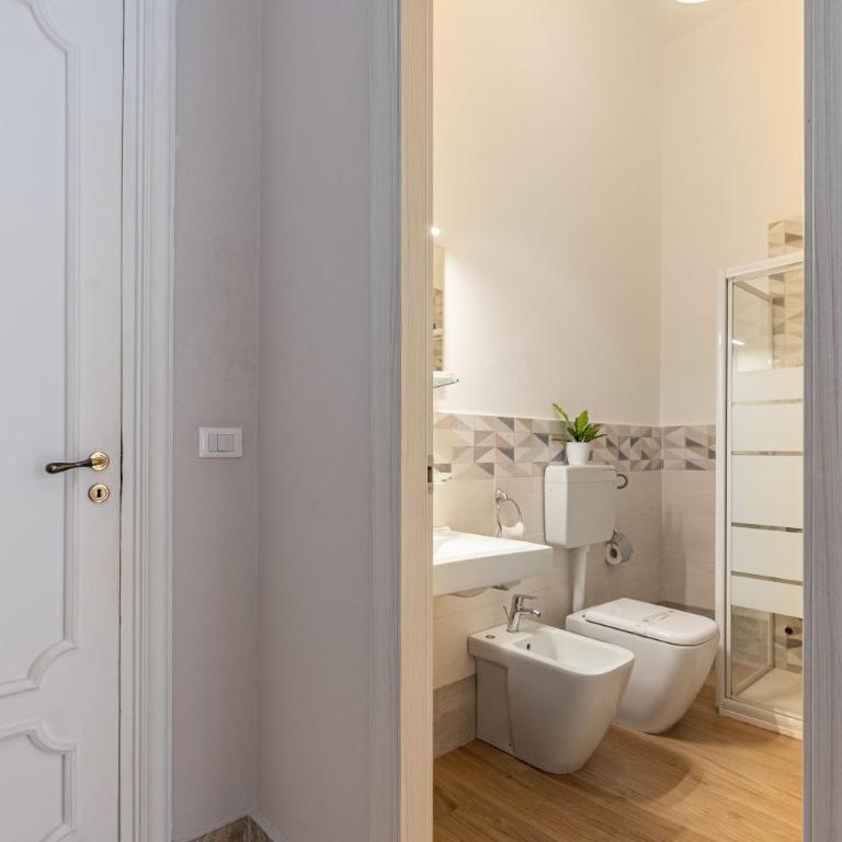 LA VECCHIA PALERMO - Double Room with Balcony - 15
