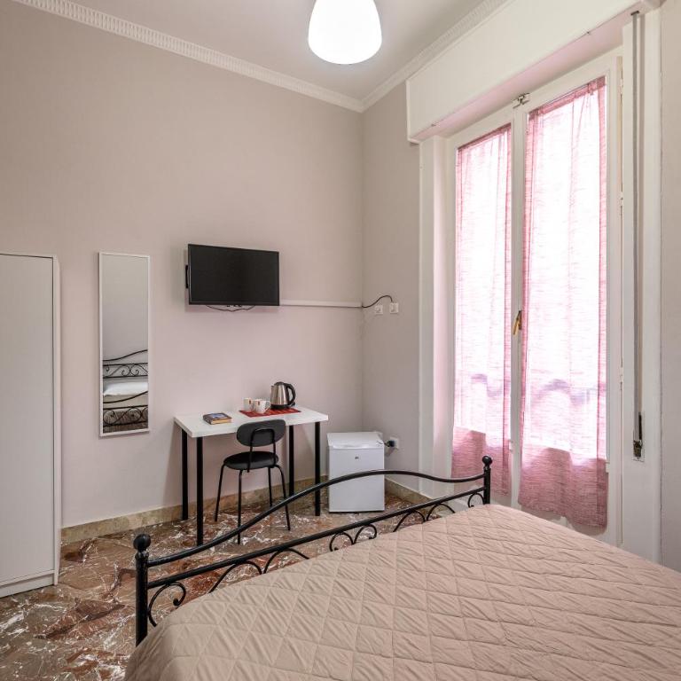 LA VECCHIA PALERMO - Deluxe Double Room with Balcony - 19