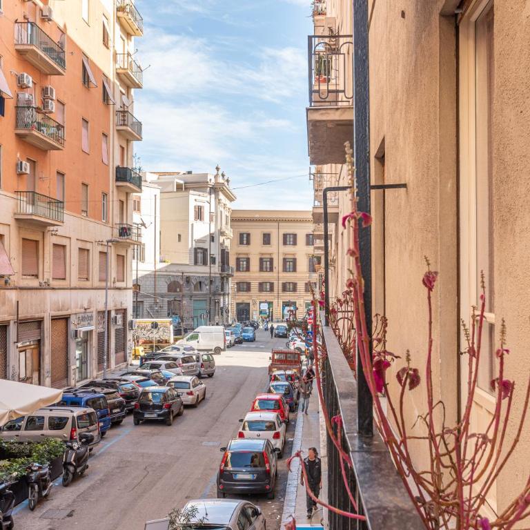 LA VECCHIA PALERMO - Deluxe Double Room with Shower - 9