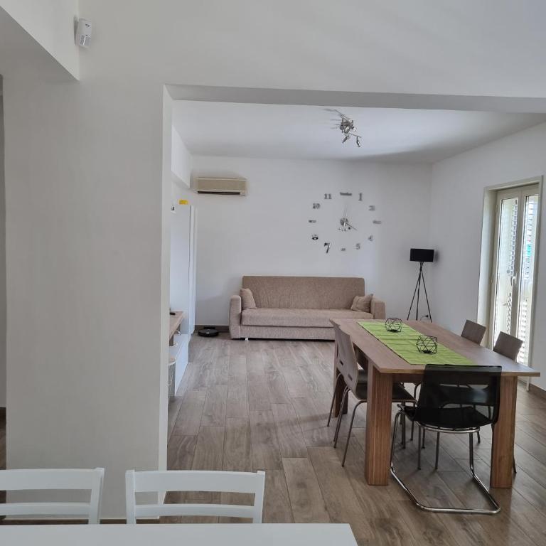 Apartment Milazzo - Trilocale sul mare - Appartamento Deluxe con 2 Camere da Letto e Balcone - 1