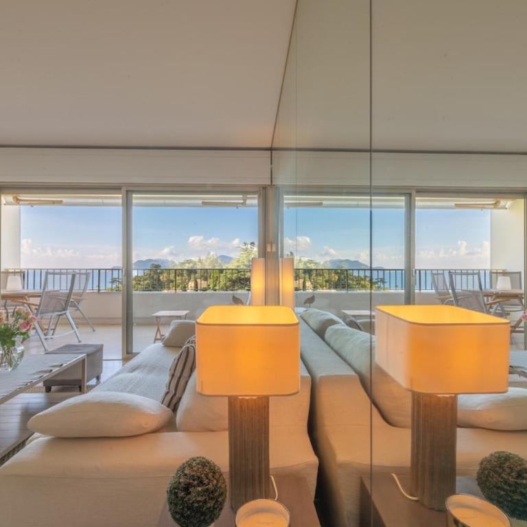2-Bedroom Apartment with Sea View, Pool & Tennis Cannes - Apartment - 7