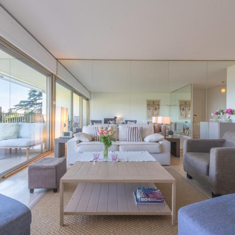 2-Bedroom Apartment with Sea View, Pool & Tennis Cannes - Apartment - 2