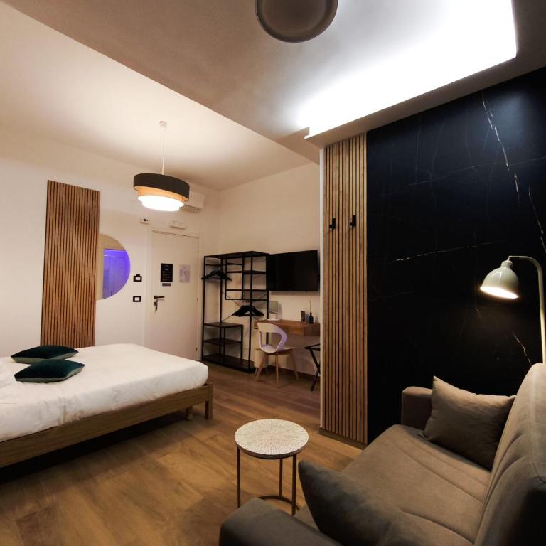 Armony Luxury Suites - Double Room with Balcony and Sea View - 5