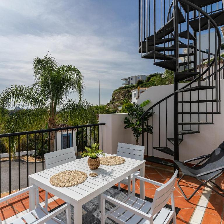 Penthouse with incredibles views 6 pools Golf 14 - Two-Bedroom Apartment - 7