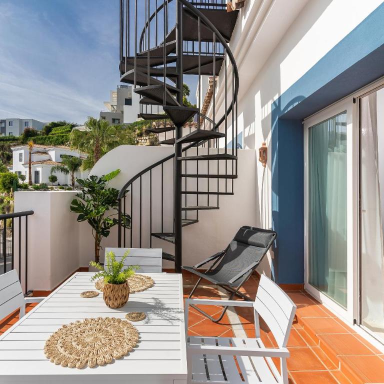 Penthouse with incredibles views 6 pools Golf 14 - Two-Bedroom Apartment - 31