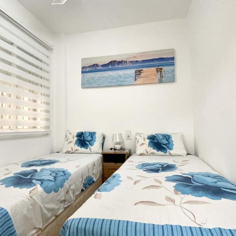 Los Gases ID7 - Two-Bedroom Apartment with Balcony - 6
