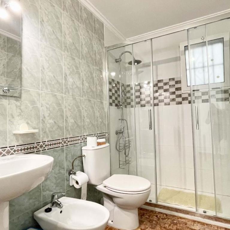 Los Gases ID7 - Two-Bedroom Apartment with Balcony - 7