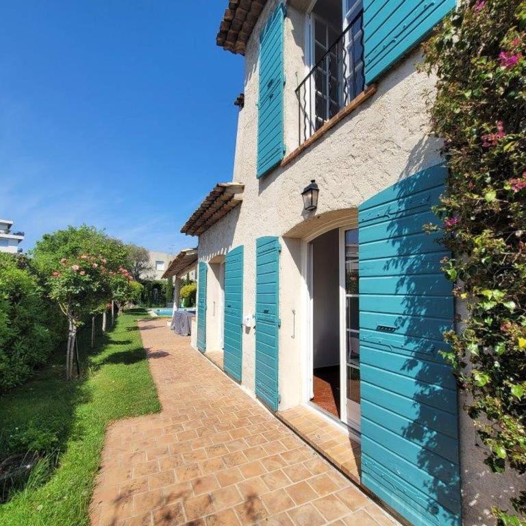 Juan les pins : Villa de charme avec piscine - Villa - 4