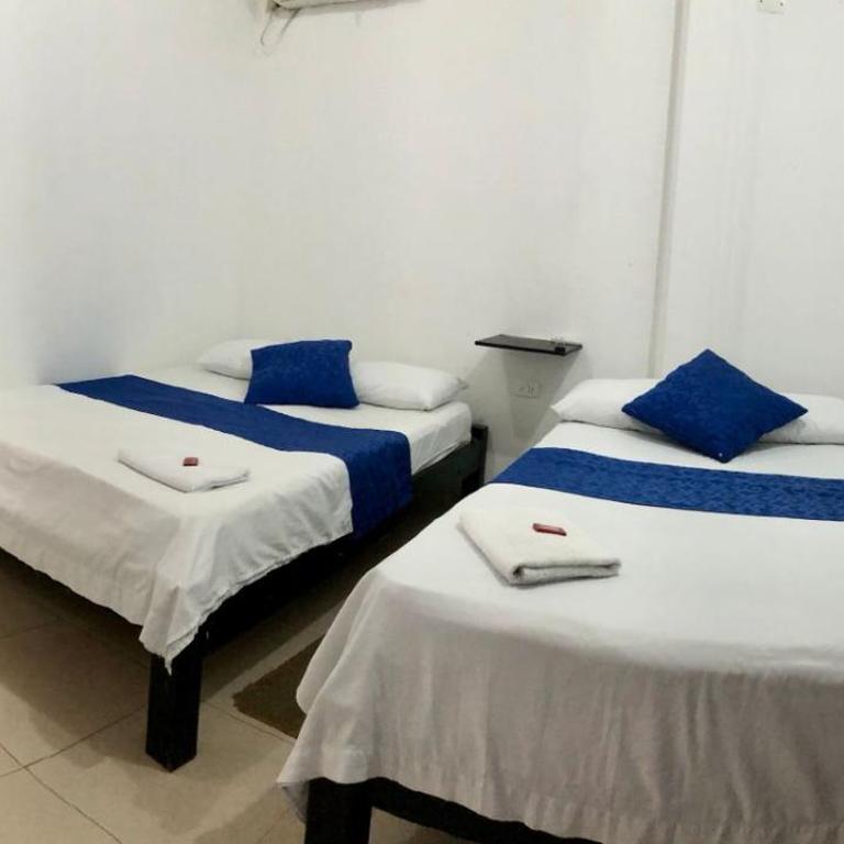 Hotel La Herradura - Habitación Doble Estándar con 2 camas dobles - 1