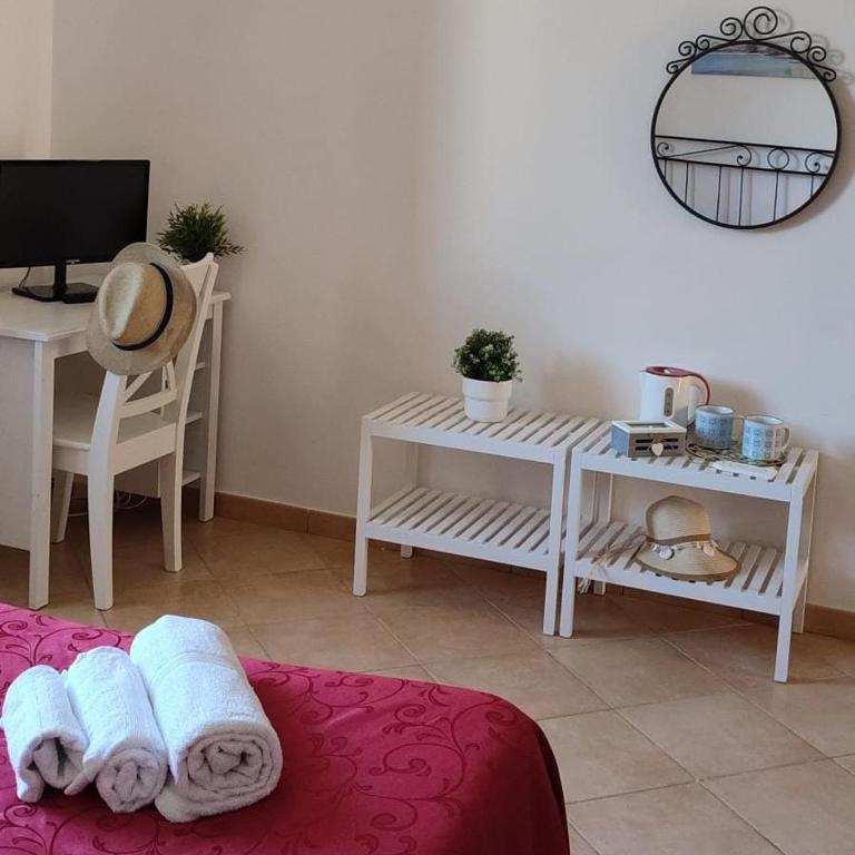 Appartamenti Cerami con parcheggio a un passo dal mare - Apartment with Garden View - 3